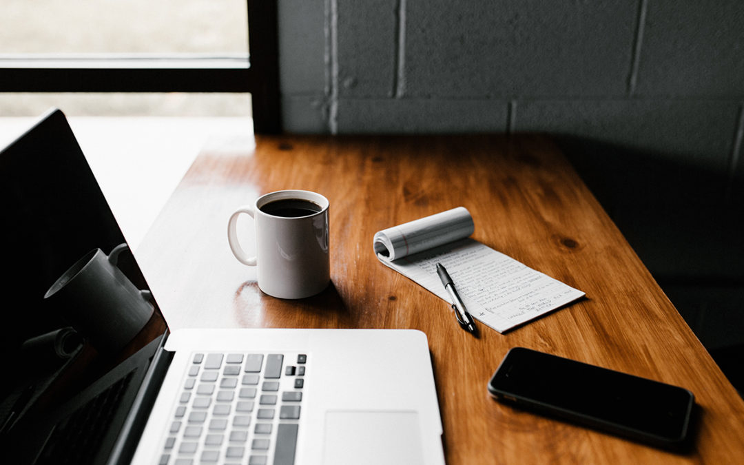 Yes there are benefits to using a blog and Facebook